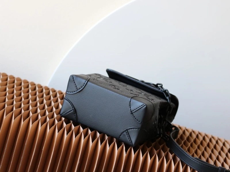 LV Satchel bags 4233H-2462