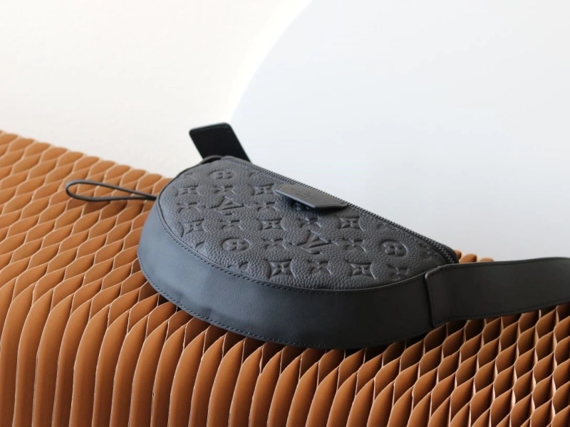 LV Satchel bags 4233H-2472