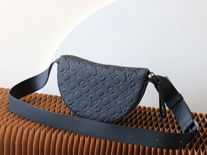 LV Satchel bags 4233H-2472