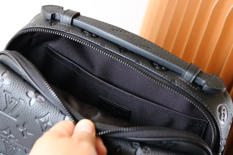 LV Satchel bags 4233H-2482