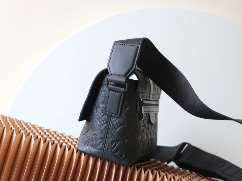 LV Satchel bags 4233H-2504