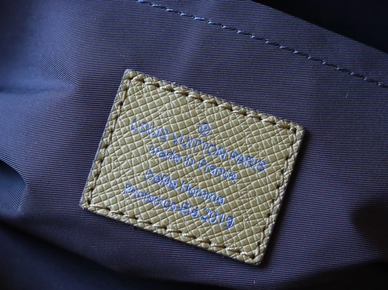 LV Satchel bags 4233H-2508