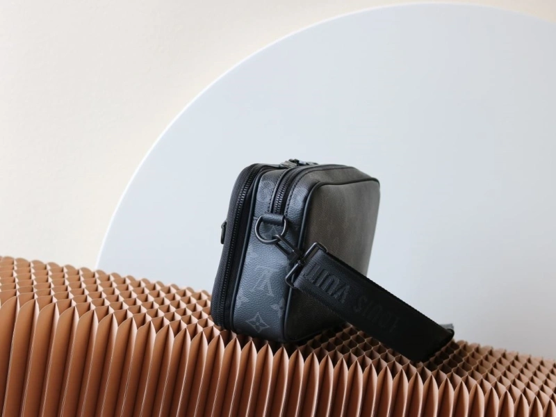 LV Satchel bags 4233H-2520