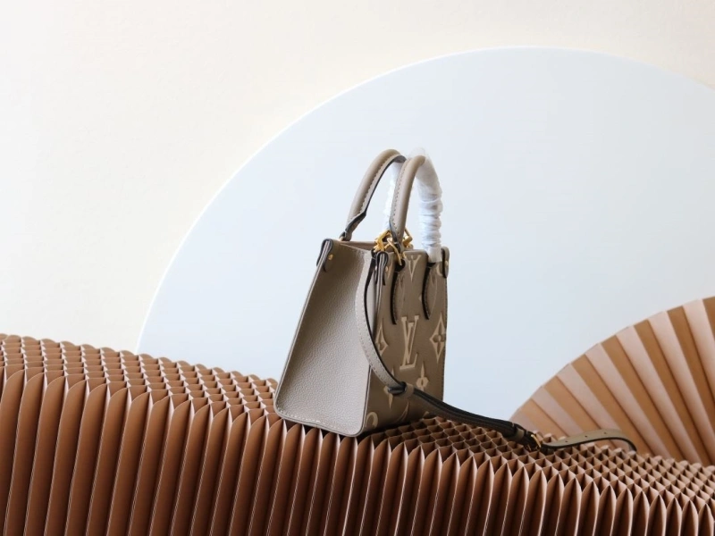 LV Shopping Bags 4233H-2541