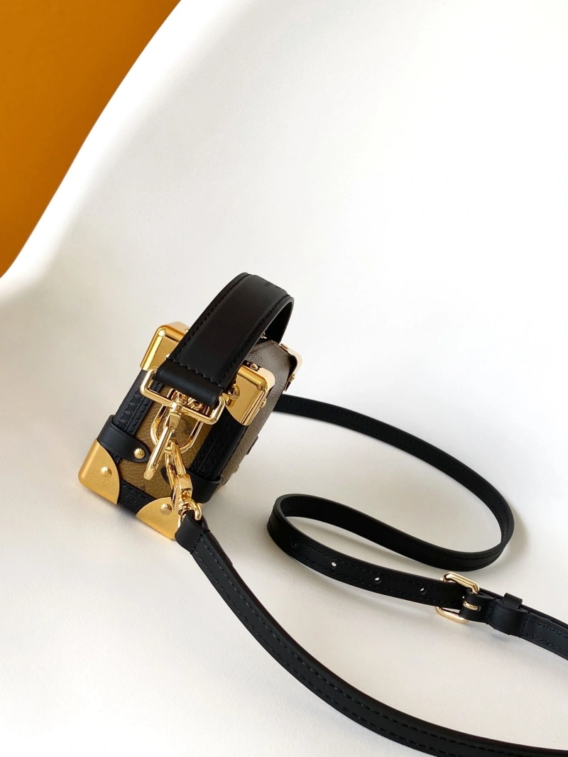 LV Box Bags 4233H-2558