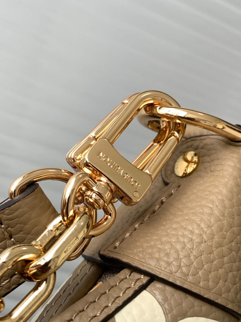 LV Satchel bags 4233H-2564