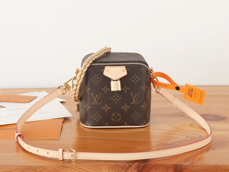 LV Box Bags 4233H-2587