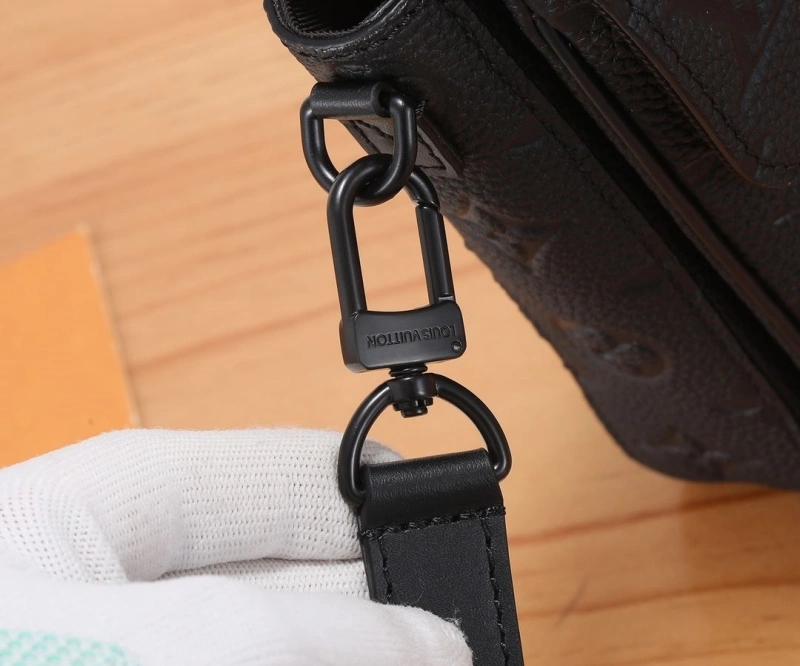 LV Satchel bags 4233H-2595