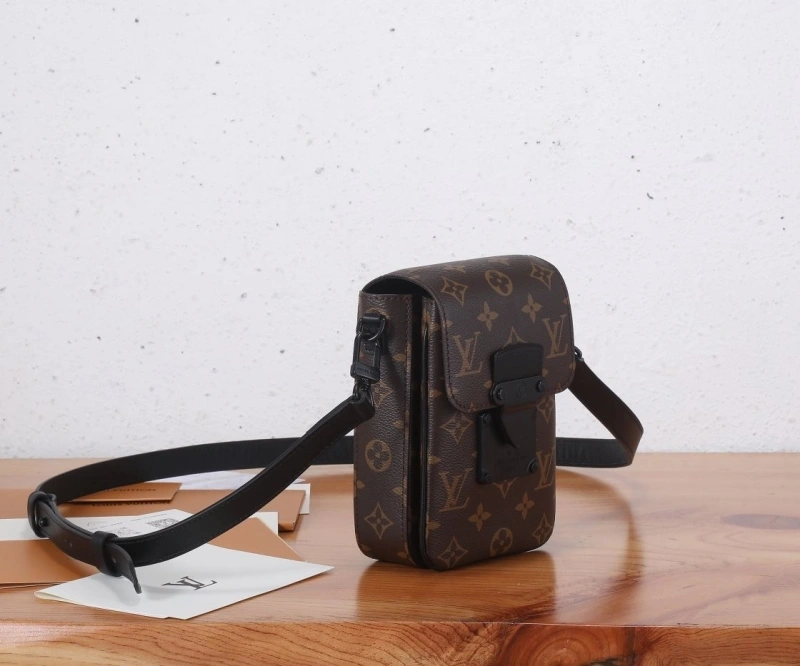 LV Satchel bags 4233H-2597