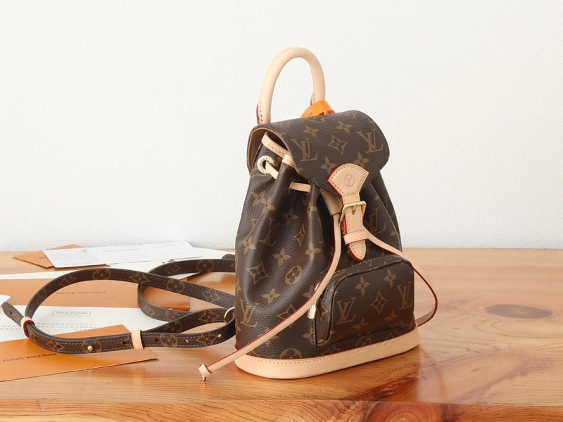 LV Backpacks 4233H-2603