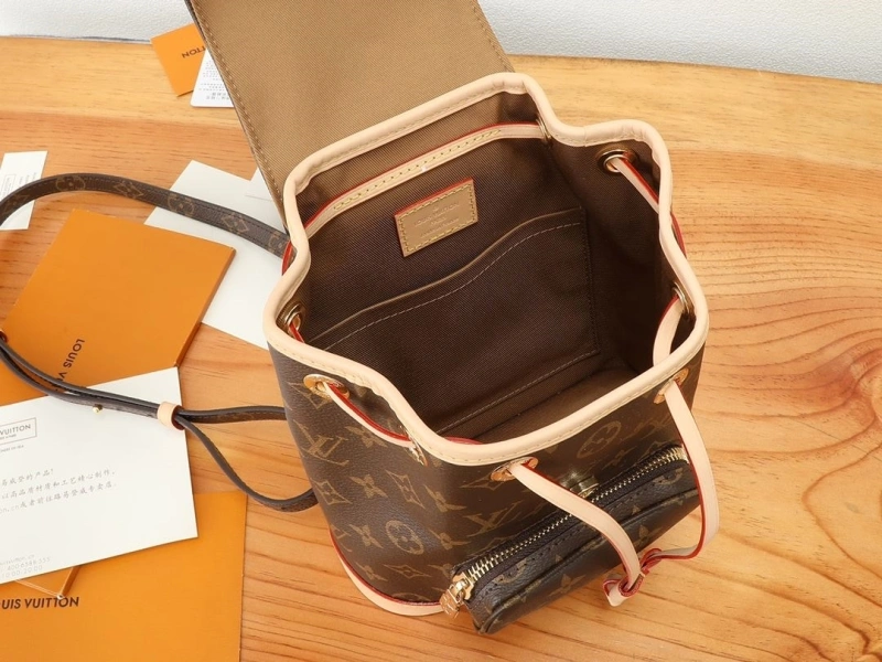 LV Backpacks 4233H-2603