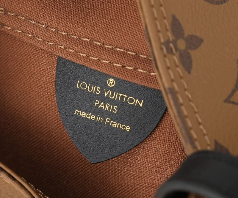 LV Shopping Bags 4233H-2624