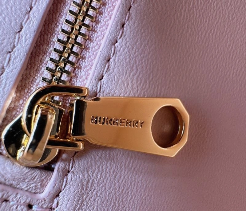 Burberry Shopping Bags 4237C-0054