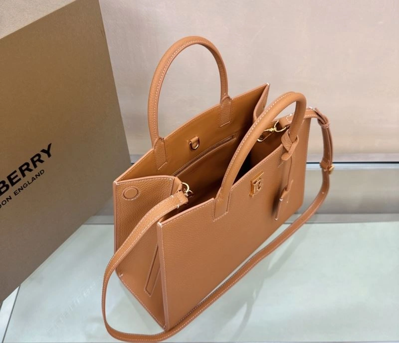 Burberry Shopping Bags 4237C-0072