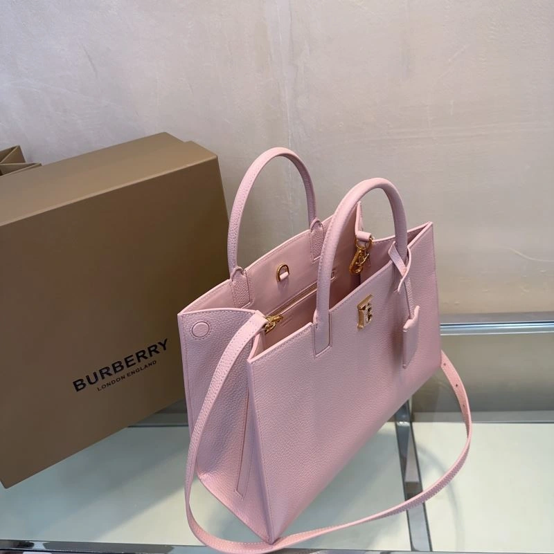 Burberry Shopping Bags 4237C-0074