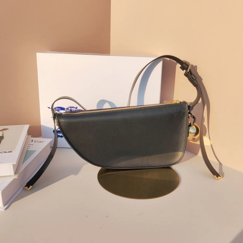 Burberry Top Handle Bags 4237C-0086