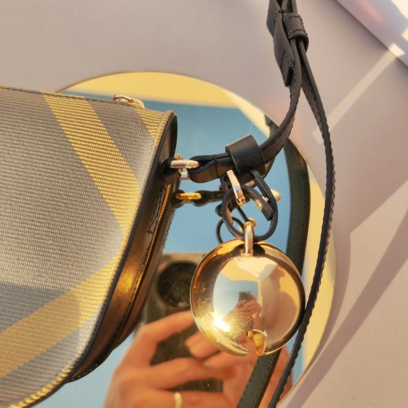 Burberry Top Handle Bags 4237C-0087