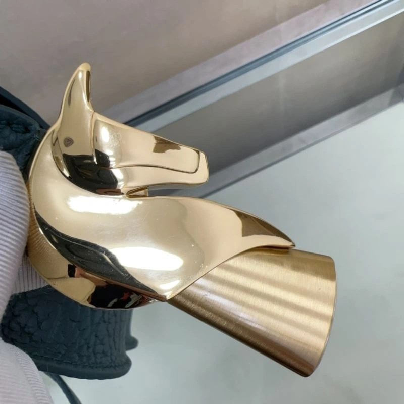 Burberry Top Handle Bags 4237C-0105