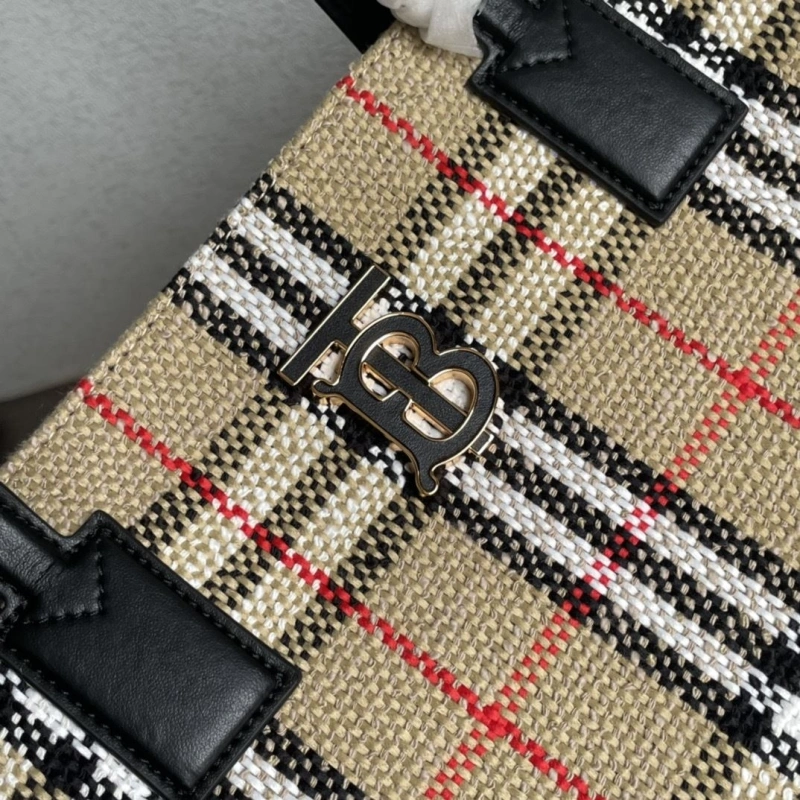 Burberry Shopping Bags 4237F-0070