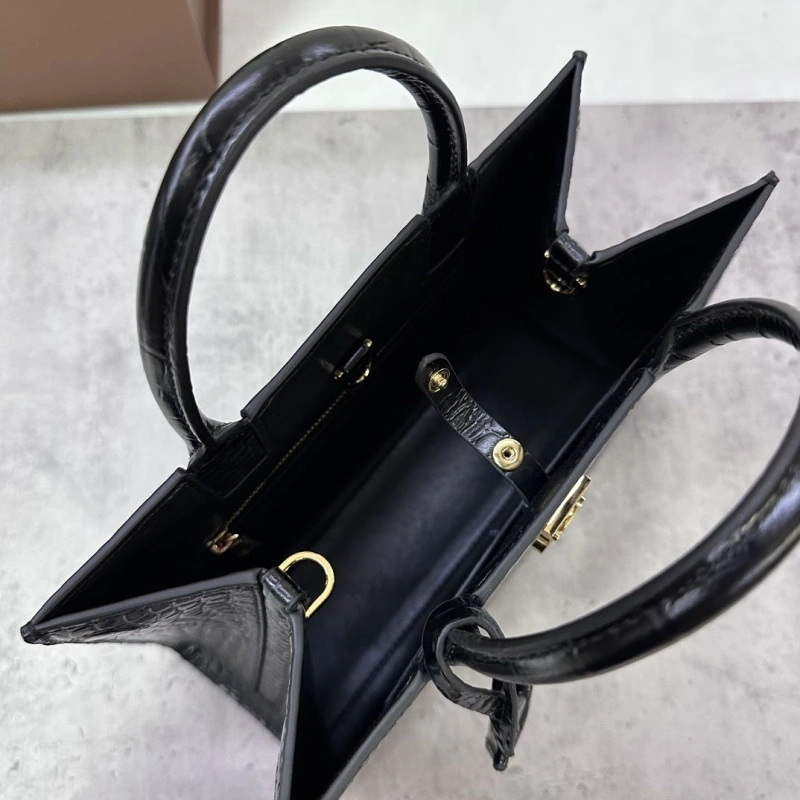 Burberry Top Handle Bags 4237F-0083