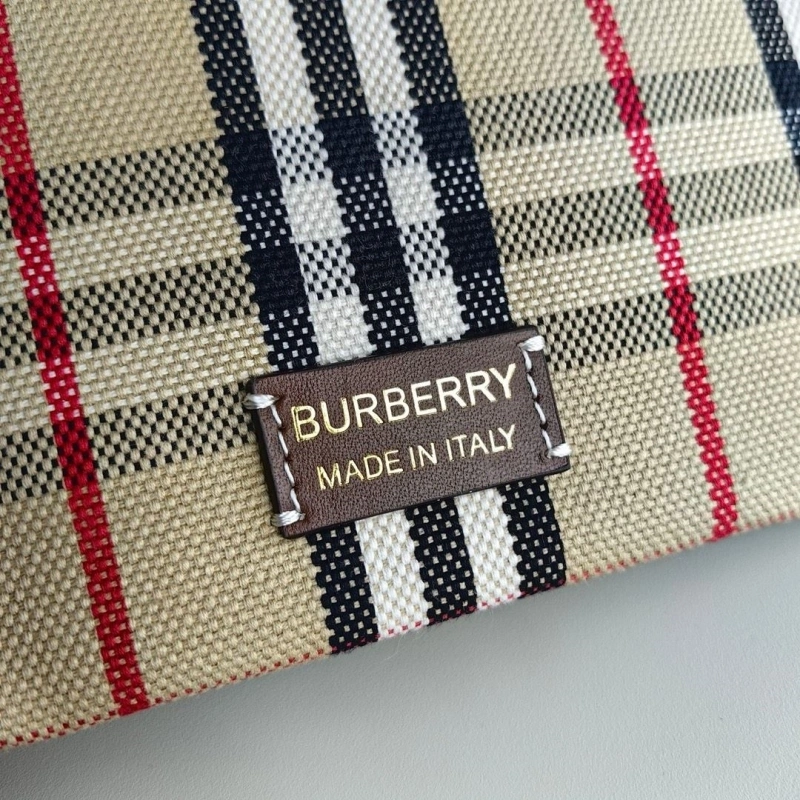 Burberry Shopping Bags 4237F-0091