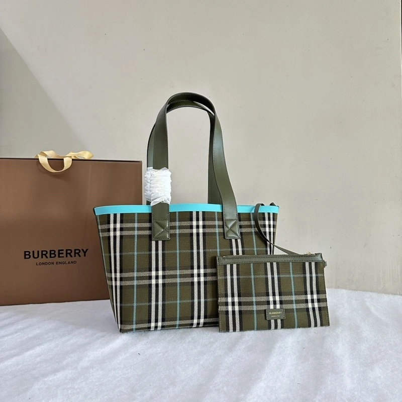 Burberry Shopping Bags 4237F-0094