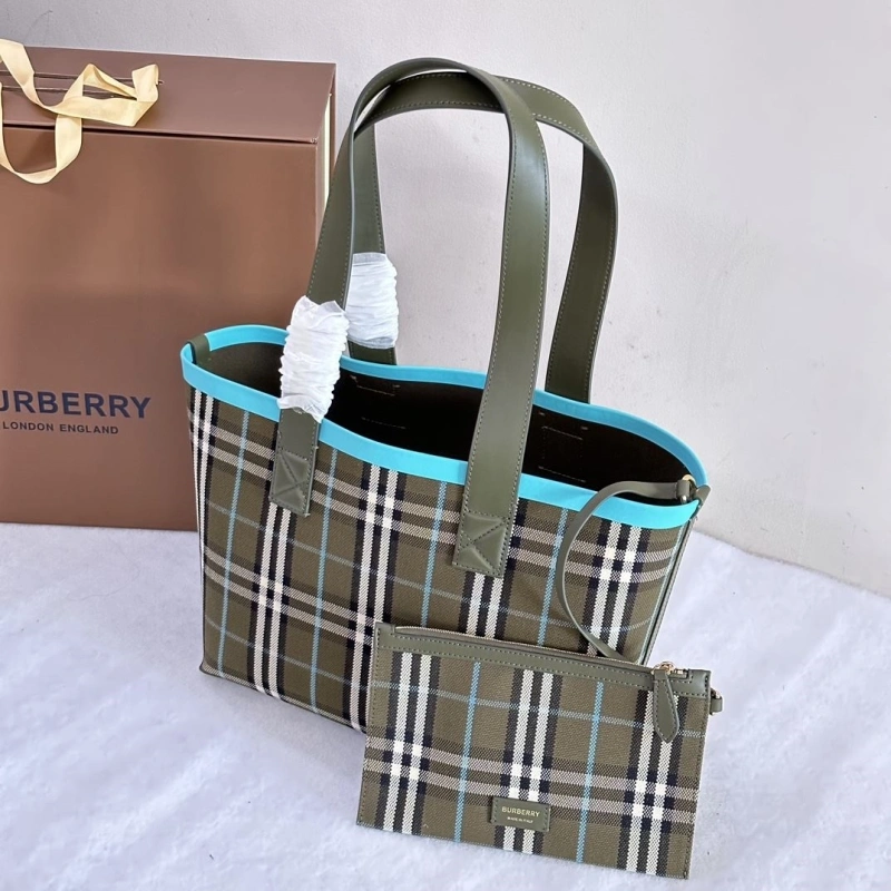 Burberry Shopping Bags 4237F-0094