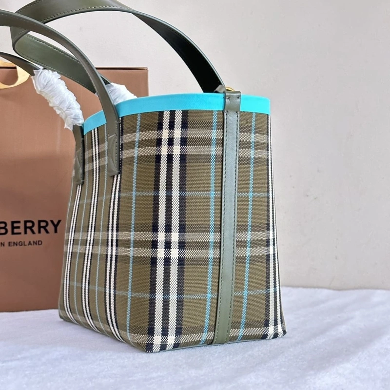 Burberry Shopping Bags 4237F-0094