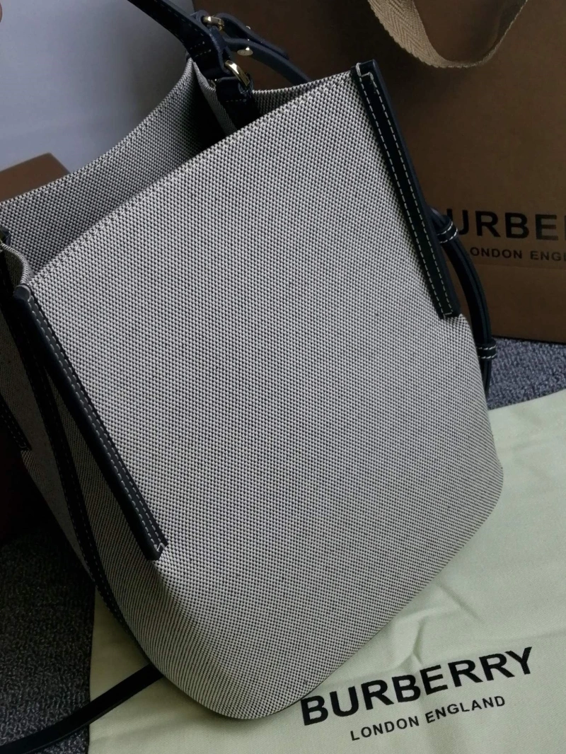 Burberry Bucket Bags 4237F-0097