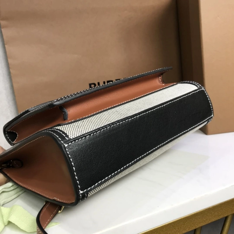 Burberry Top Handle Bags 4237F-0101