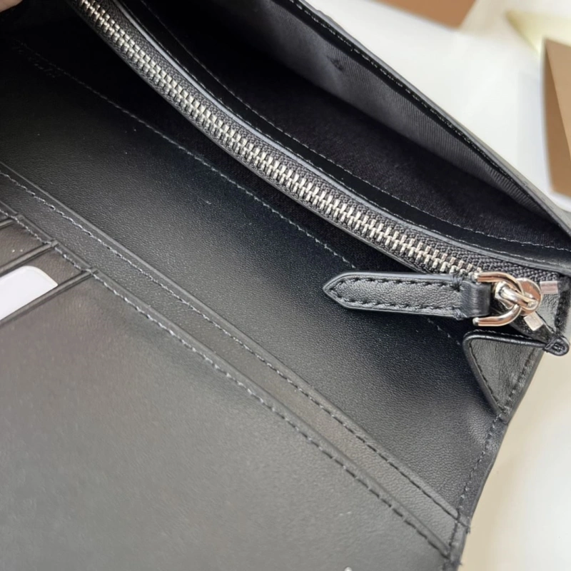 Burberry Wallets 4237F-0120