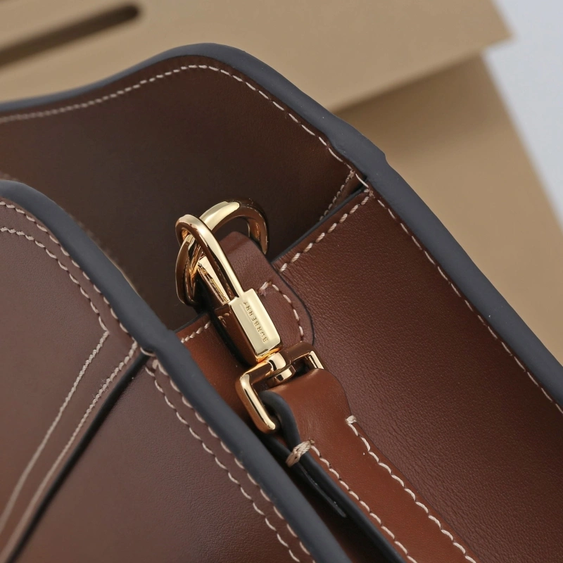 Burberry Top Handle Bags 4237F-0130