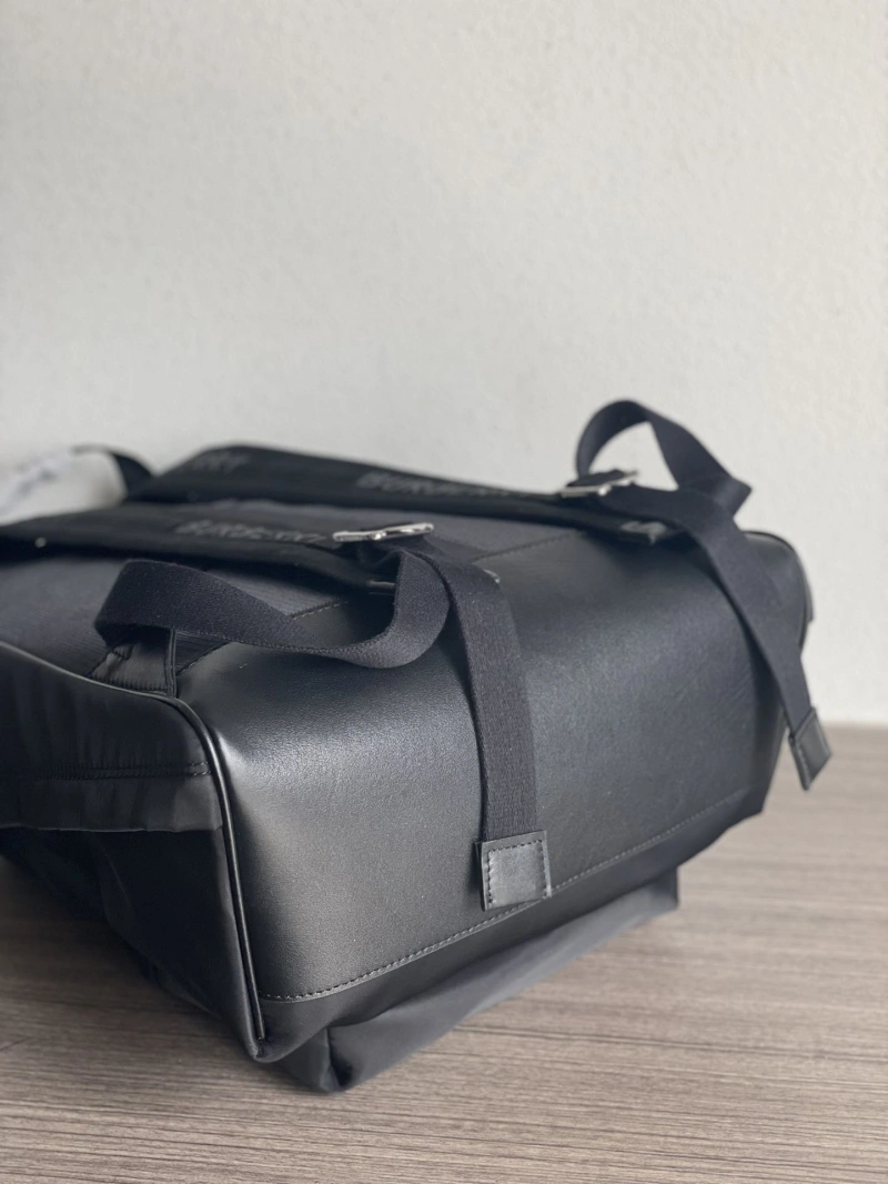 Burberry Backpacks 4237F-0142