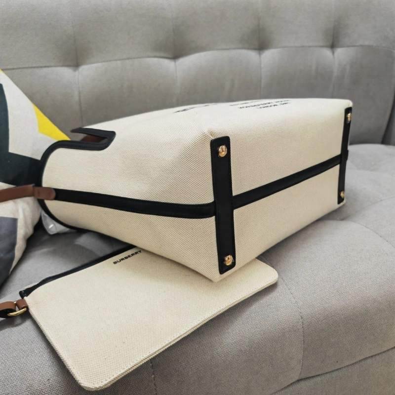 Burberry Top Handle Bags 4237F-0147