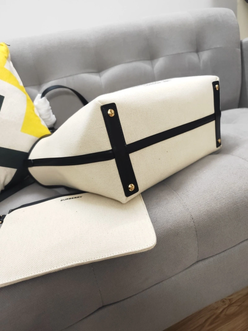 Burberry Top Handle Bags 4237F-0148