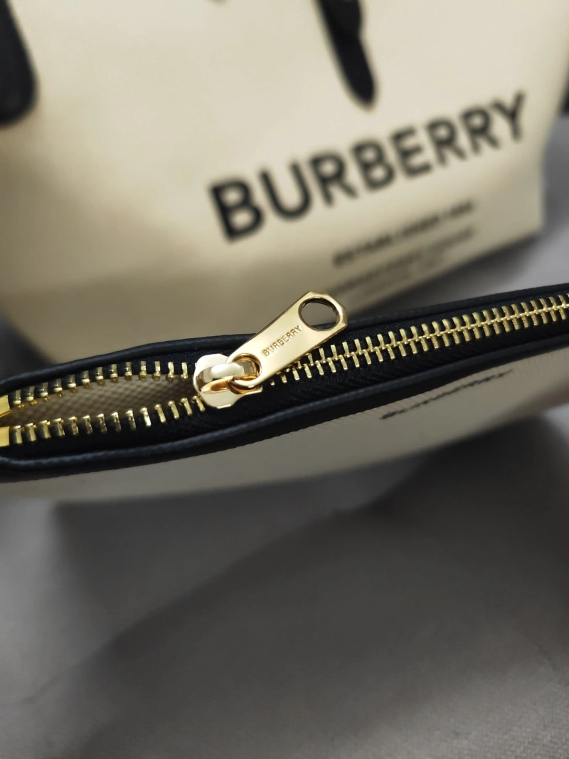 Burberry Top Handle Bags 4237F-0148