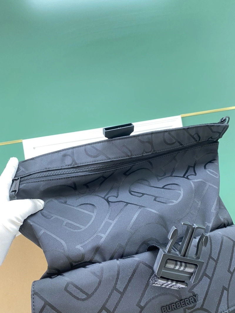 Burberry Backpacks 4237F-0176