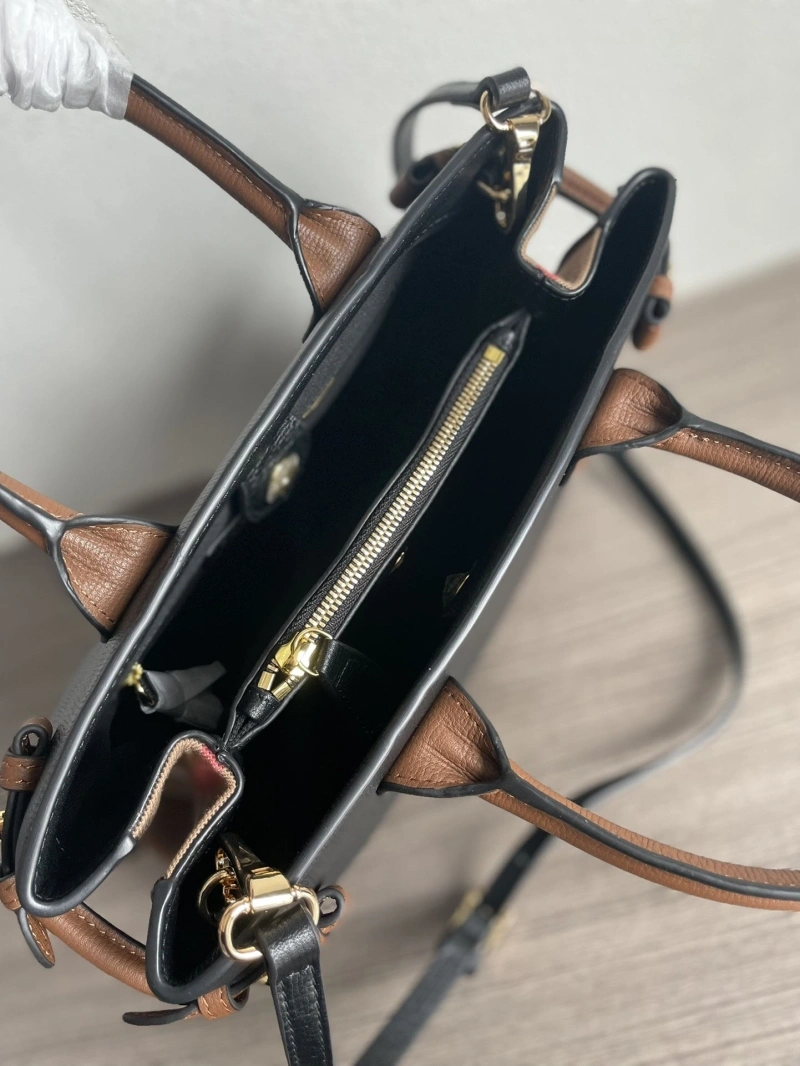 Burberry Top Handle Bags 4237F-0206