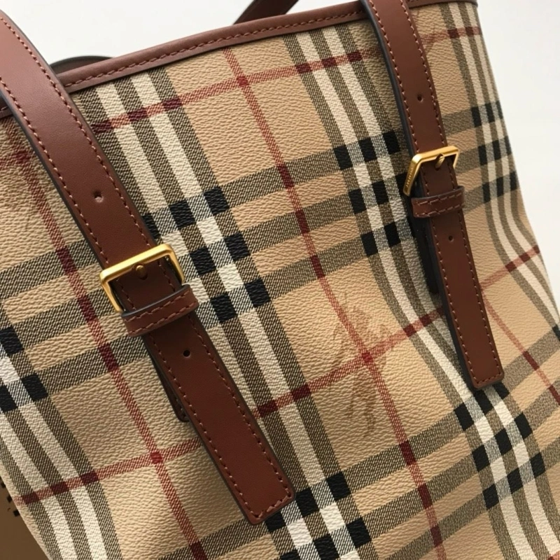 Burberry Shopping Bags 4237F-0260