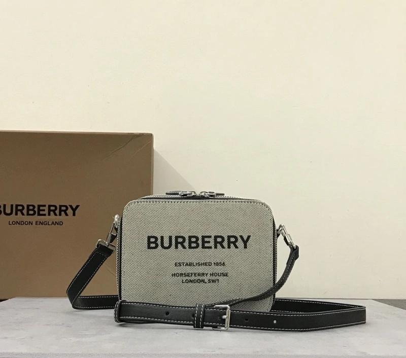 Burberry Top Handle Bags 4237F-0263