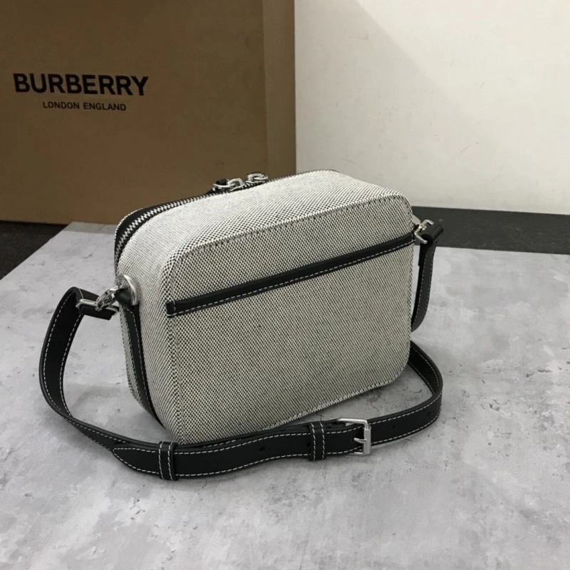 Burberry Top Handle Bags 4237F-0263