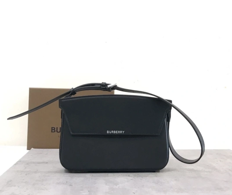 Burberry Top Handle Bags 4237F-0268