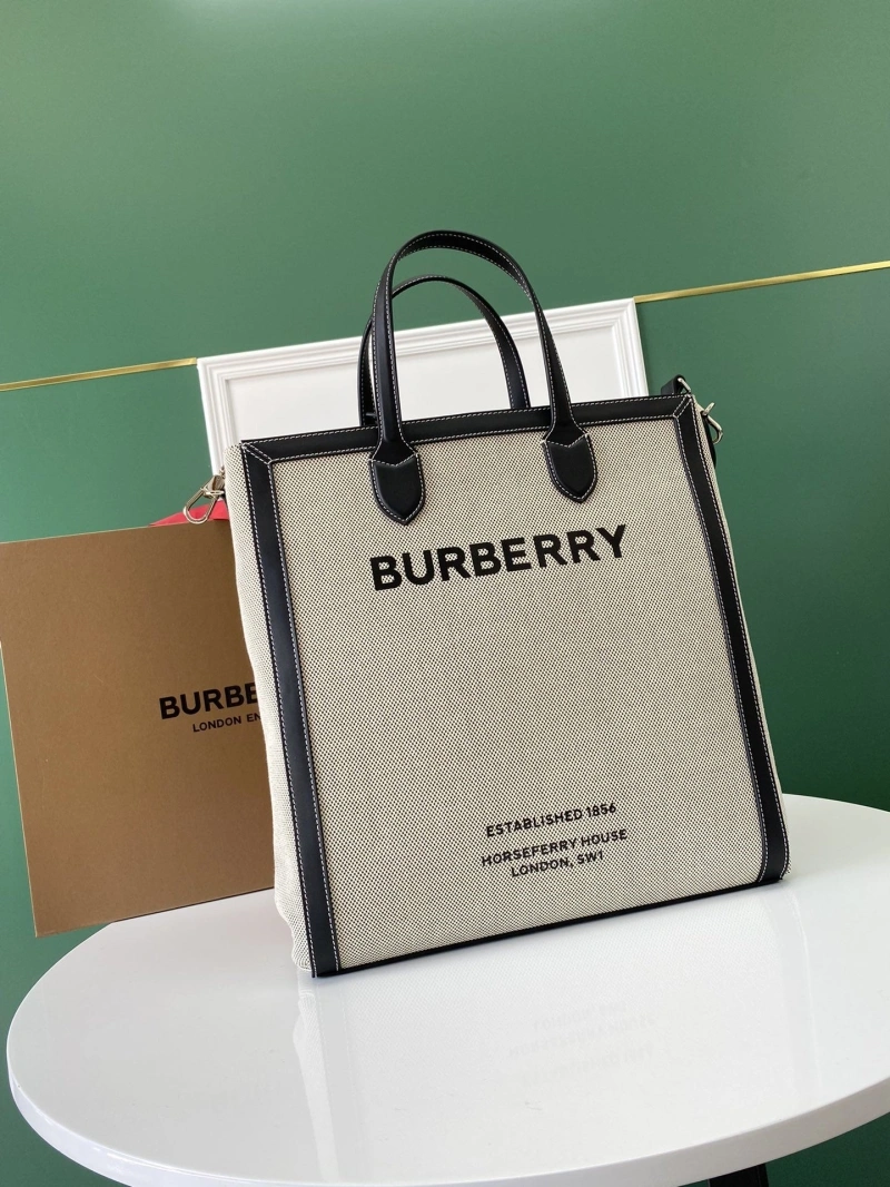 Burberry Shopping Bags 4237F-0272