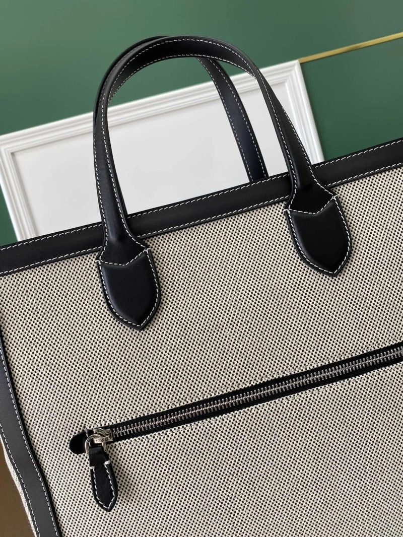 Burberry Shopping Bags 4237F-0272