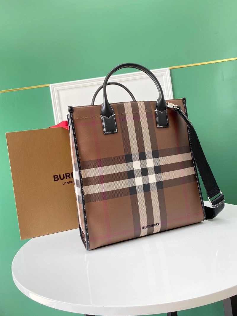 Burberry Shopping Bags 4237F-0274