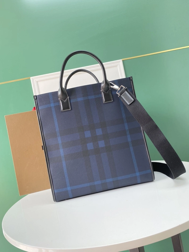 Burberry Shopping Bags 4237F-0276