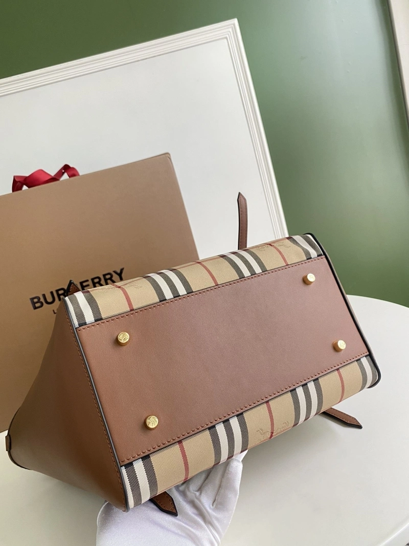 Burberry Shopping Bags 4237F-0309