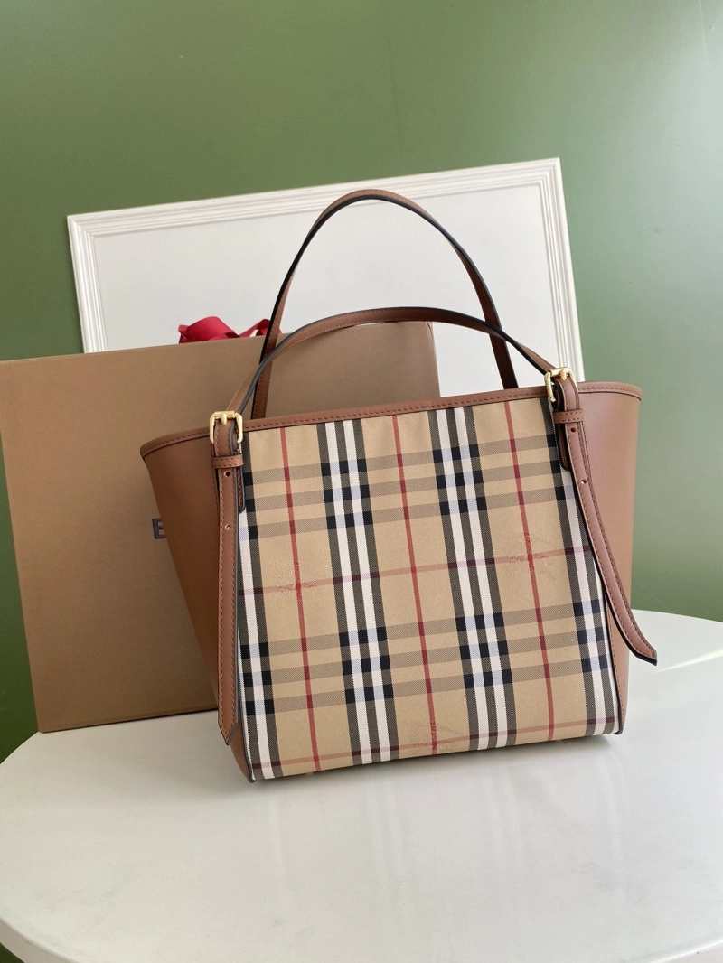 Burberry Shopping Bags 4237F-0309
