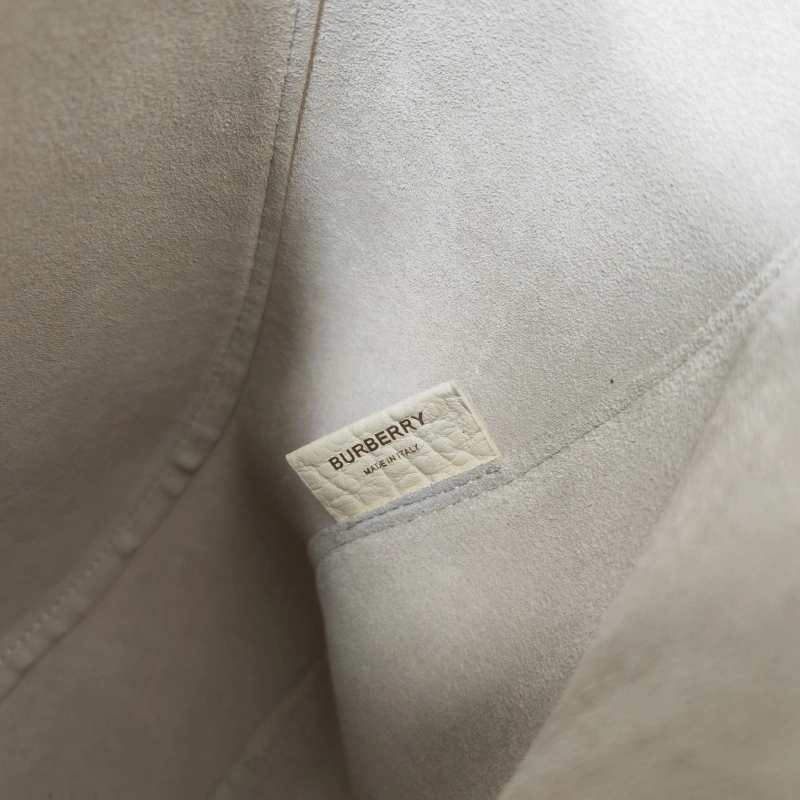 Burberry Top Handle Bags 4237F-0342