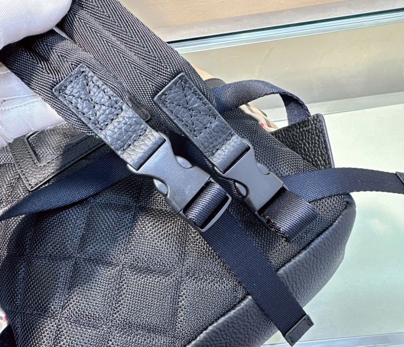 Burberry Backpacks 4237F-0365